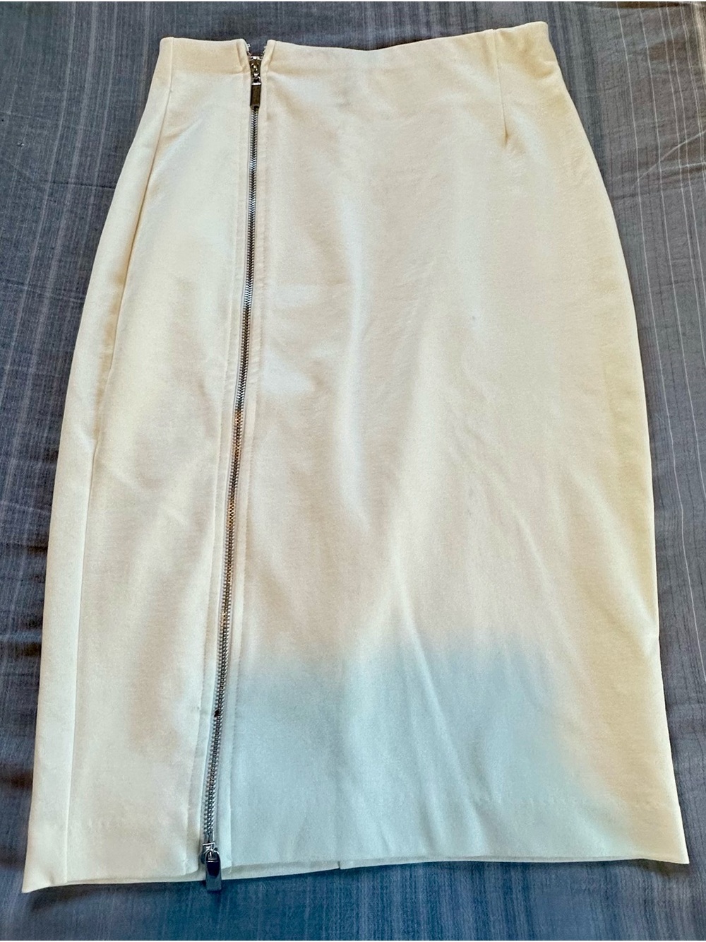 Jennifer Lopez Cream Pencil Skirt with Exposed Silver Zip